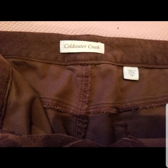 Ladies lightweight Corduroy straight leg pants, wine shade, nearly new - Picture 2 of 3